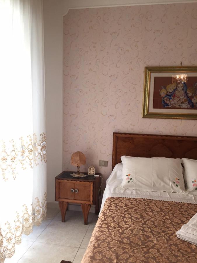 B&B Donna Porzia Trani Esterno foto
